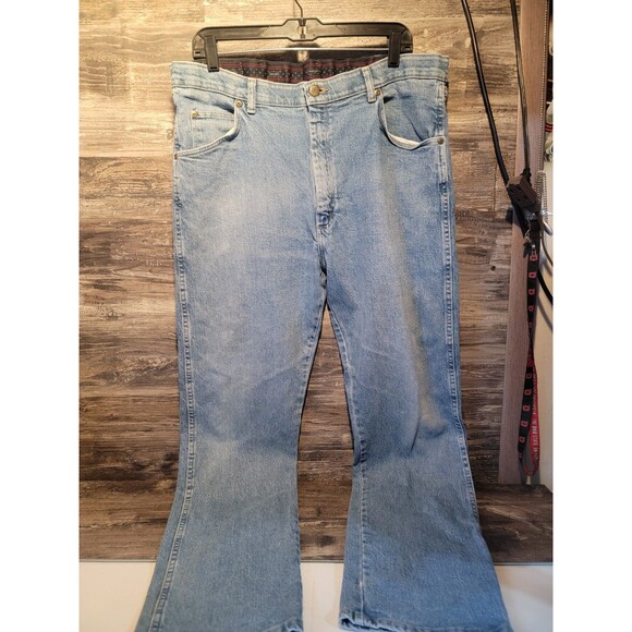 Wranglers Premium Quality Jeans Mens Size 38x32 Straight Denim Blue - Picture 1 of 5